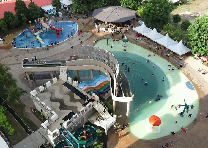 3 Bedrooms At Lagoon Park Resort